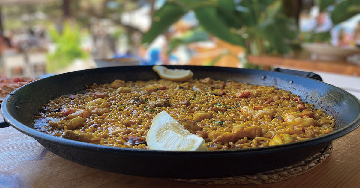 paella de cala bassa beach club