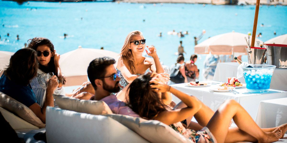 Cala Bassa beach Club: exclusivity in one of Ibiza's gems