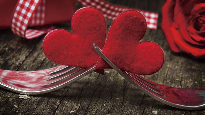 Enjoy a romantic dinner in Ibiza with our best flavours